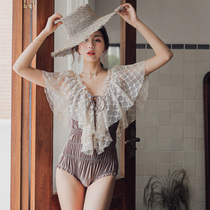 Lace ruffle one-piece swimsuit women cover the belly to show thin Korean net red shaking sound with the same hot spring resort small fresh outfit