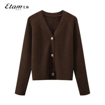 Egg Etam 2023 Spring New Vertical V - collar knife sweater coat wears out and wear