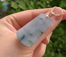Yang Yujia Myanmar natural A goods Jade glutinous ice species violets floating flowers 18K gold buckle nothing card pendant