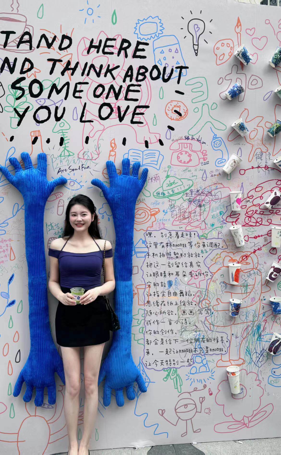 玖绪夏季辣妹挂脖T恤 一字肩露肩设计小露性感 短款紧身勾勒腰线 纯欲风满满