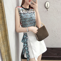 South Korea 2021 summer new womens small fragrant style fashion set big vest short pants skirt two-piece female