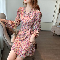 2021 autumn and winter new Korean version slim thin man base floral skirt female temperament with Chiffon dress female