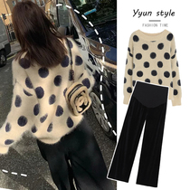 Pregnant women autumn and winter clothing 2020 new set fashion out sweater autumn and winter wear coat tide mother two-piece set
