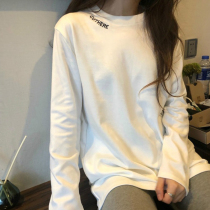 Han Prints Autumn Winter Thickened alphabet Long sleeves T-shirt Female white laminated wearing undershirt with long loose inner lap and velvet