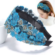 Korean Version Embroidered Hair Stirrup Wide Side Shade White Hair Card With Teeth Anti Slip Head Stirrup Hair Adornment Shades National Wind Head Ornament