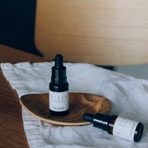  Feel the Australian atmosphere BlackBlaze Aromatherapy machine Diffuser with essential oil Black Blaze soothes and relaxes