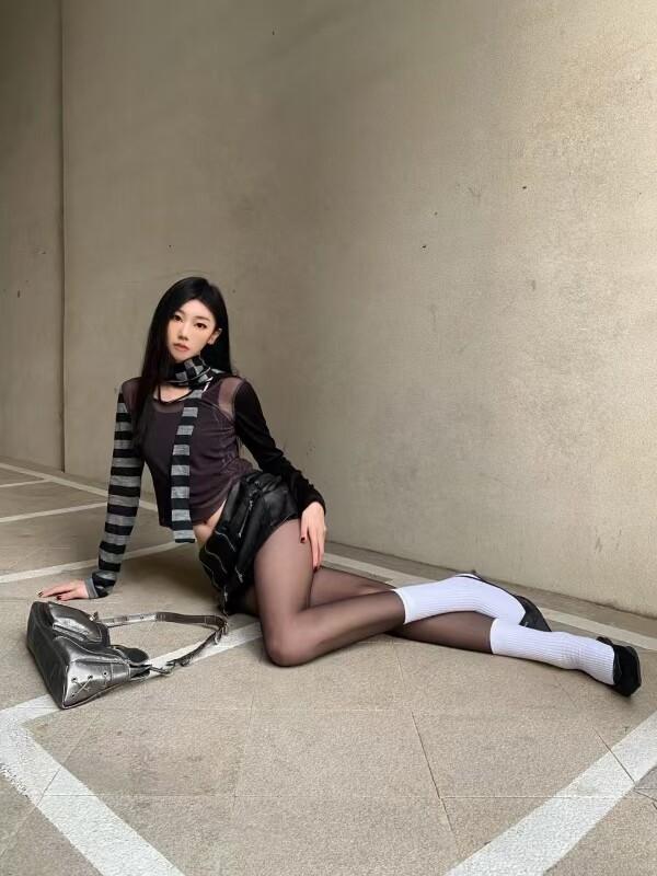 小野和子冬季黑丝光腿神器 加绒双层设计保暖不臃肿 替换装方便实用