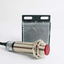 M18 laser feedback reflection photoelectric switch long distance 20 meters reflector adjustable visible light NPN three-wire normally open