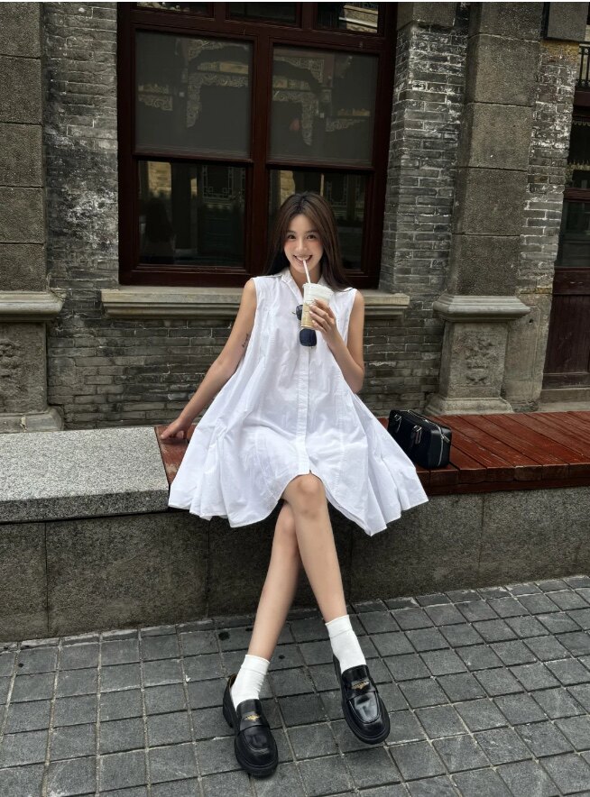 宋佳同款百丽海鸥乐福鞋2.0：厚底真皮的英伦飒爽美学