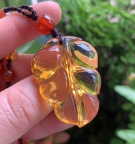 Yang Yujia natural Myanmar Amber Gold tea water purification golden branches jade leaf pendant pendant certificate New
