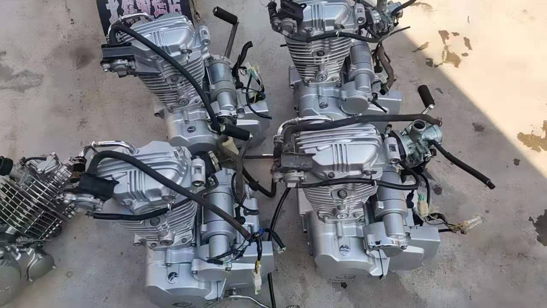 Second-hand dismantling parts Wuyang locomotive 125 top rod engine ordinary cars are trial delivery