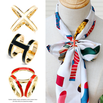 Korean version of high-end enamel color three ring H silk towel buckle X-type Joker square scarf buckle dual-purpose simple scarf shawl buckle brooch
