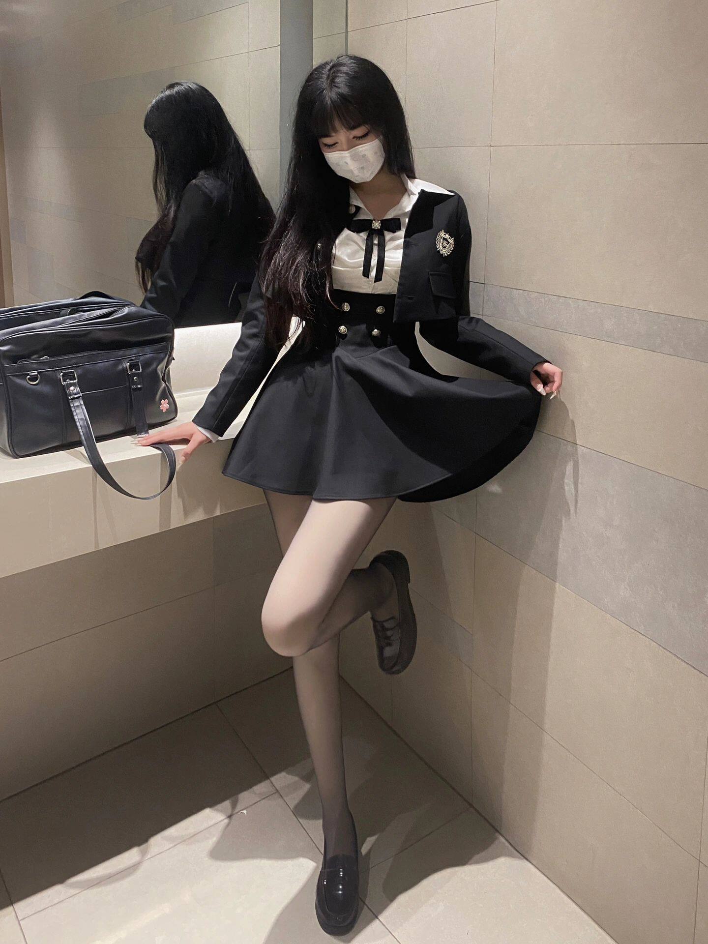 小野和子冬季黑丝光腿神器 加绒双层设计保暖不臃肿 替换装方便实用