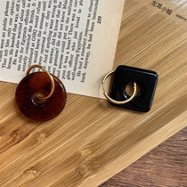 Left ear) French resin earrings European and American ab models ASYMMETRICAL SQUARE BLACK ROUND BROWN EARRINGS LUKEWARM Breeze