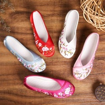 Old Beijing cloth shoes national style embroidered shoes single shoes flat bottom beef tendon bottom with cheongsam ancient costume Chinese style Hanfu women's shoes