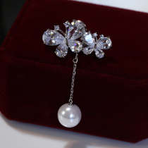 Crystal butterfly tassel Pearl jacket cardigan zircon pin badge Korean high-grade brooch pendant shirt accessories