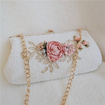  2020 new armpit bag female hand-held beaded messenger shoulder bag embroidered handmade retro mouth gold bag finished product
