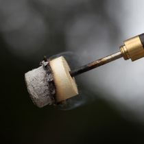 Yunlong big Ai column 2 5 × 3cm hanging moxibustion section Wood moxibustion box hand-made moxa ancient method rough moxa bar 54-pillar household