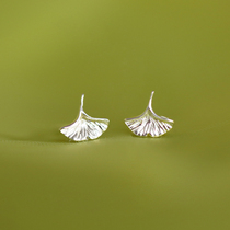 Small moose man 925 forest system exquisite mini cute simple ginkgo leaves sterling silver earrings female