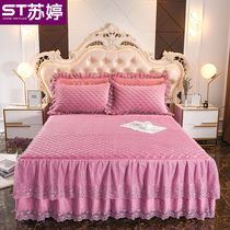Korean lace Crystal velvet three-piece set cotton-padded warm 1 8m non-slip bedspread winter four-piece set