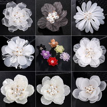 Korean Version Frozen Petal Brooch Personality Pearl Fixed Pins Fashion Atmospheric Flowers Buttonedle Girls Light And Small Chest Flowers