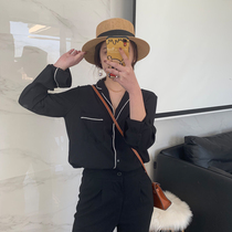 Chiffon black shirt female Korean version of design sense of mind is very fairy jacket foreign style fashion thin retro Hong Kong flavor shirt