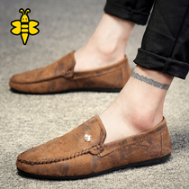  Shoes mens trendy shoes 2021 new mens casual shoes Korean version of the trend brown small leather shoes bee big lazy shoes