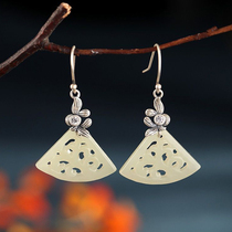 Retro silver inlaid with natural and jade hollow carved ancient fan earrings of lean lady ear cranks silver jewelry