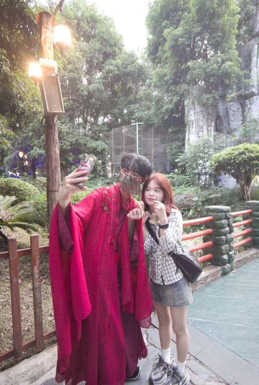 迪丽热巴同款骆驼银月老爹鞋 银色厚底设计拉长比例 增高显瘦不累脚