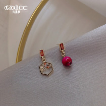 Xiangyi purple grape asymmetric earnails 925 silver needle French luxury earring earring autumn autumn and winter