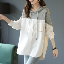 Baoshili hooded stitching long-sleeved sweater 2021 spring new Korean version loose casual top temperament womens clothing