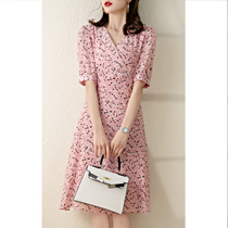 French sweet vintage silk dress female 2021 summer light cooked girl Print V-neck mulberry silk tea break skirt