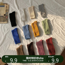 19studio Korea s ins minimalist base heaps socks pure color lovers midbarrel socks Japanese stockings male and female