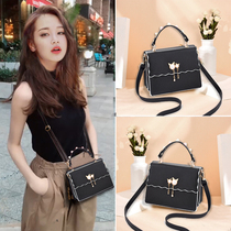 2020 on the new texture of spring and summer bag women 2021 new Korean version of the fashion ins wild womens shoulder messenger