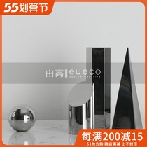 Brief Modern Light Lavish Geometric Body Crystal Pendulum Pieces Home Boilerplate Room Soft Decorations for sale on the table