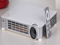 QUMI Ri Xun original special projector remote control Ri Xun Q1 Q2 Q4 Q5 Q6 Q7