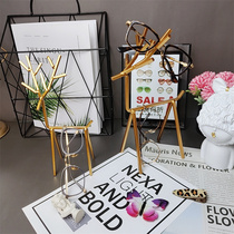 Glasses shop window high cabinet Zhongdao display props Nordic metal atmosphere creative display rack ornaments new products
