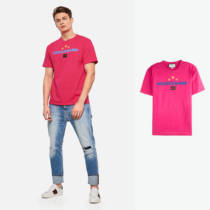 GUCCI A red GUCCIBRAND caption T-shirt male bigots and a woman OS 565806-XJB2W