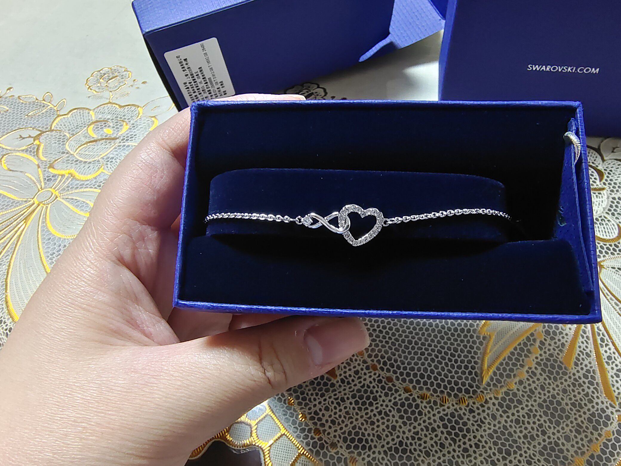 综合吐槽施华洛世奇手链优缺点如何?看一看?少上当