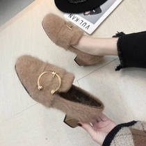 Net red wool shoes women 2021 new autumn and winter Korean version of cashmere Bean shoes retro thick heel fashion one pedal shoes