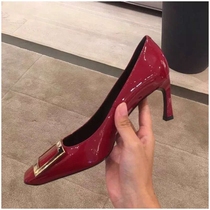 Patent leather high heels womens 2020 net red new square buckle wild middle heel fine heel fashion single shoes square head red wedding shoes