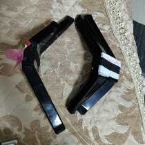 Haier LE40B510X LE40B310P original mounting base with screw