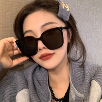 Sunglasses 2023 new female square polarized anti - UV male box shows thin sunglasses net red tide is cool