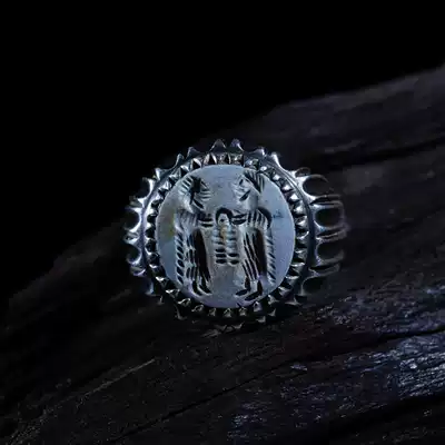 274 Ancient Pearl Millennium Sassanid Angel Sacrifice Full Milk Skin Interface Ring