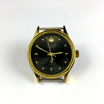 The original inventory Liaoning watch factory Peacock yellow shell black nails surface diameter 33mm sent strap 1