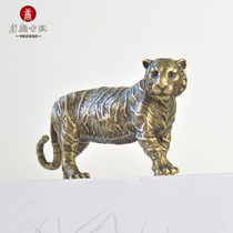Chinese classical bronze Tiger Wenzhen desk ornaments Bronze tea pet Solid brass tiger zen placement collection