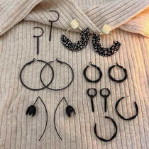 Temperament Black Earrings Woman 2021 New Wave Personality Lukewarm Wind Ear Nails Small Crowd Design Superior Ear Accessories Sweet