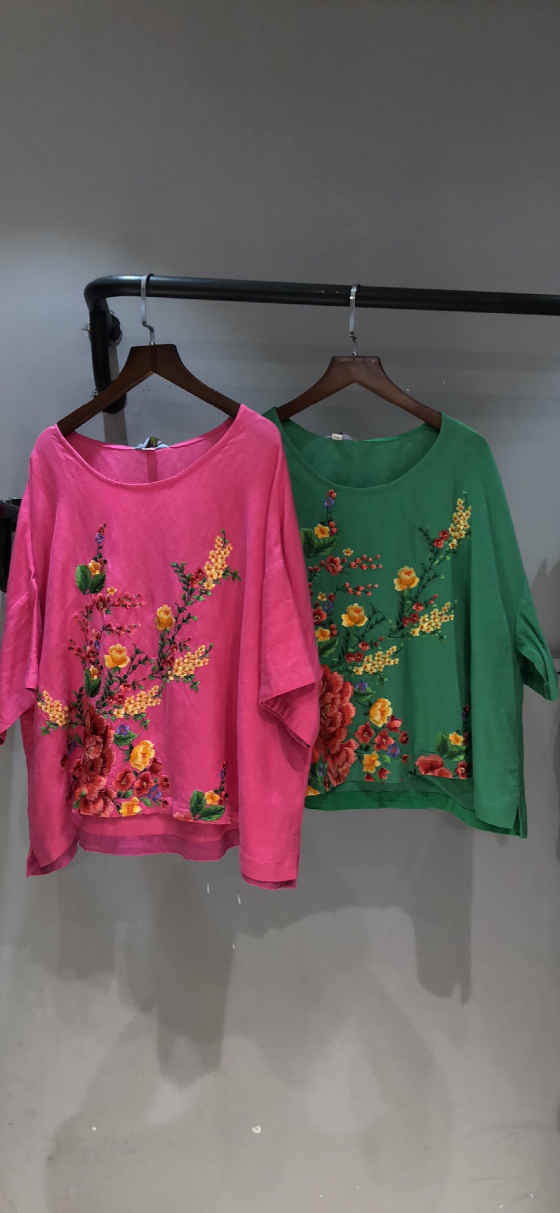 The Norma Hemp Grocery Store ~ Ancient Children's Blouse With A Coat Of Clothes