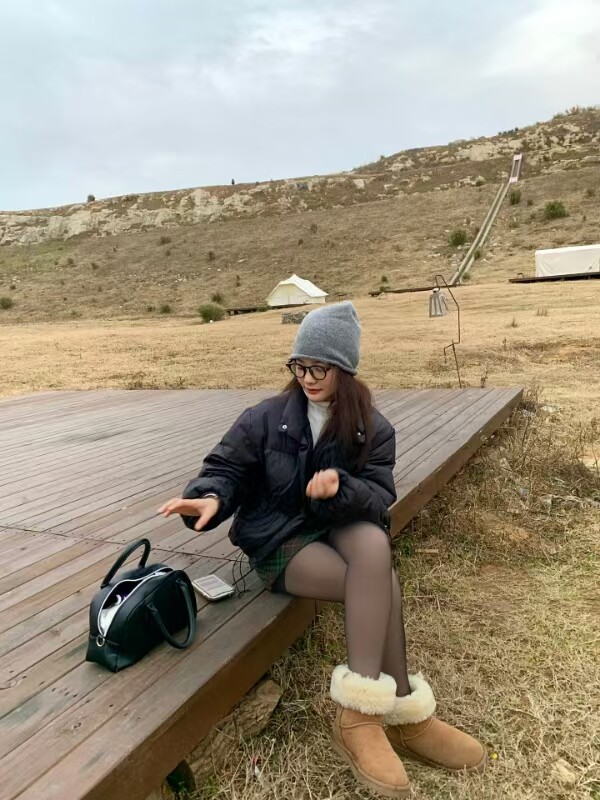 小野和子冬季黑丝光腿神器 加绒双层设计保暖不臃肿 替换装方便实用