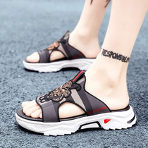 Net red slippers mens trend Korean version 2021 new summer sandals mens slippers personality outdoor wear sandals